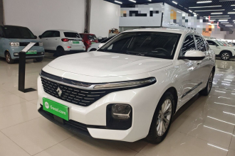 宝骏RC-5 2020款 1.5T CVT智耀豪华型