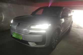腾势N9 2025款 旗舰型