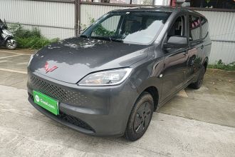 五菱汽车 五菱宏光新能源 2025款 增程式混动 50KM 舒适型