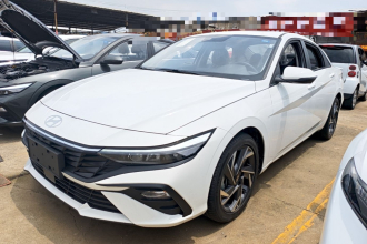 现代 伊兰特 2023款 1.5L CVT GLX精英版
