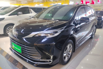 丰田 赛那SIENNA 2024款 2.5L混动 四驱尊贵版