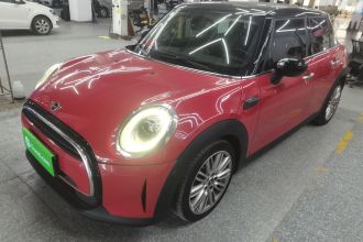 MINI 2022款 改款 1.5T COOPER 经典派 五门版