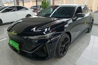 长安UNI-V 2022款 1.5T 尊贵型