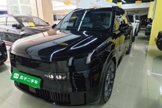 领克900 2025款 1.5T Ultra 6座