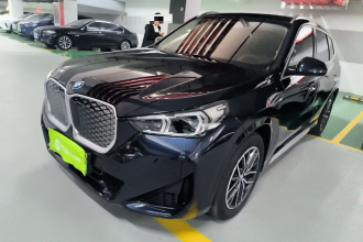 宝马iX1 2023款 eDrive25L M运动套装