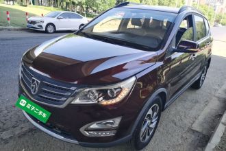 宝骏560 2015款 1.8L 手动豪华型