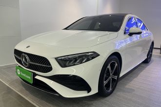 奔驰A级 2025款 A 200 L 时尚型