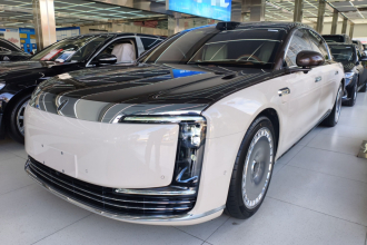 鸿蒙智行 尊界S800 2025款 增程 星辉尊享版 5座