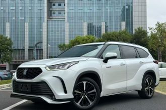 丰田 皇冠陆放 2023款 2.5L HEV四驱豪华版