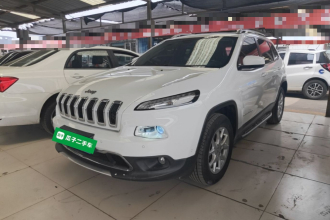 Jeep 自由光 2016款 2.4L 专业版