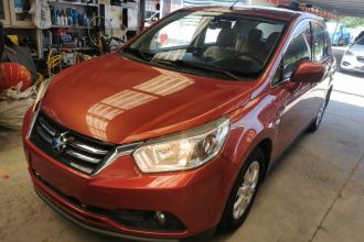 启辰R50 2015款 1.6L 自动豪华版