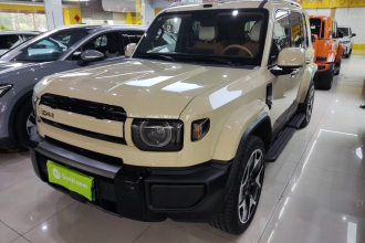 iCAR V27 2026款 200KM四驱猎鹰700