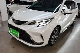 丰田 格瑞维亚 2022款 2.5L混动 尊贵版