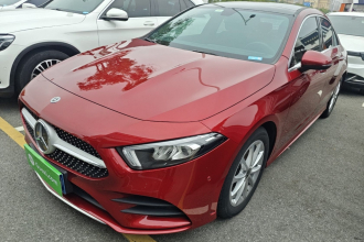 奔驰A级 2019款 A 200 L 运动轿车