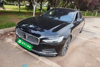 沃尔沃S90 2024款 B5 智逸豪华版