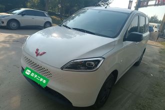 五菱汽车 五菱宏光新能源 2025款 增程式混动 50KM 舒适型