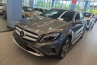 奔驰GLA 2016款 GLA 220 4MATIC 豪华型