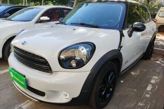 MINI Countryman 2016款 1.6T COOPER ALL4 Fun装备控