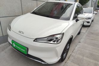 哪吒汽车 哪吒V 2022款 潮 300 Lite 三元锂