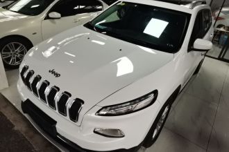 Jeep 自由光 2017款 2.0L 优越版