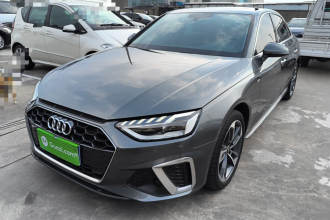 奥迪A4L 2022款 40 TFSI 时尚动感型