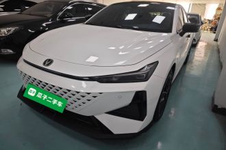 长安UNI-V 2024款 1.5T 尊贵型