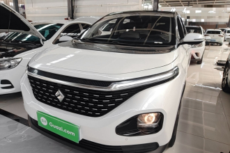 宝骏RM-5 2019款 1.5T CVT 24小时在线豪华型 6座