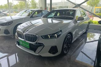 宝马5系 2024款 530Li xDrive M运动套装