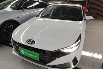 现代 伊兰特 2021款 240TGDi DCT LUX尊贵版