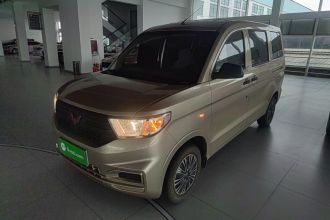 五菱汽车 五菱宏光V 2022款 1.5L劲取版电动助力LAR