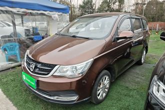 宝骏730 2016款 改款 1.5L 手动标准型 7座 国V