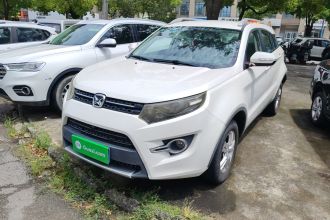 江铃 驭胜S330 2016款 1.5L GTDi 手动两驱超值版