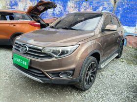 一汽 森雅R7 2017款 1.6L 手动舒适型