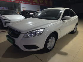 北汽新能源EU 2018款 EU快换乐途版