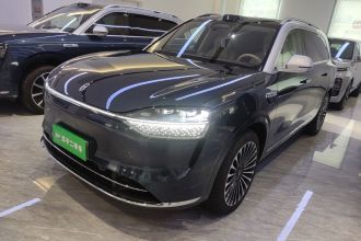 鸿蒙智行 问界M9 2025款 增程 Ultra版 52kWh 6座版 (192线激光雷达）