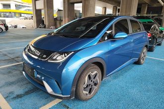 比亚迪 海豚 2021款 405km 时尚版