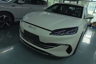 比亚迪 海豹06新能源 2024款 DM-i 80KM尊贵型