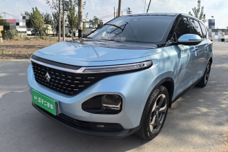 宝骏RM-5 2019款 1.5T CVT 24小时在线尊贵型 7座