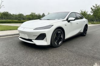 深蓝汽车 深蓝SL03 2022款 1.5L 1200增程版