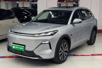 吉利银河 银河星舰7 EM-i 2026款 135km 星舰版