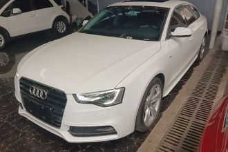 奥迪A5 2016款 改款 Sportback 35 TFSI 进取型