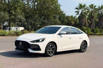 名爵 MG5 2022款 180DVVT CVT青春风尚版