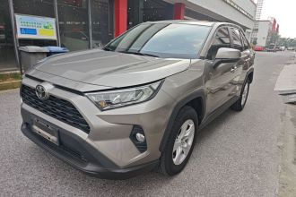 丰田 RAV4荣放 2022款 2.0L CVT两驱都市版