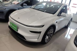 特斯拉 Model Y 2025款 长续航全轮驱动版