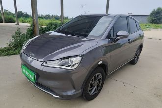 哪吒汽车 哪吒V 2022款 潮 300 Lite 磷酸铁锂