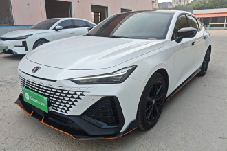 长安UNI-V 2023款 2.0T 锋速版