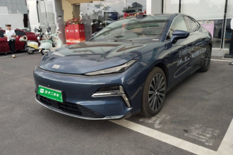 吉利银河 银河星耀8 2025款 130km EM-P 星舰版