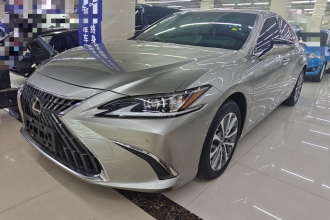 雷克萨斯ES 2022款 200 卓越版