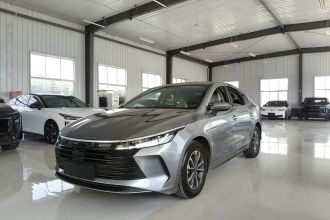 比亚迪 驱逐舰05 2024款 荣耀版 DM-i 55KM 豪华型