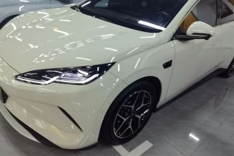 比亚迪 海豹06新能源 2025款 EV 545KM旗舰型